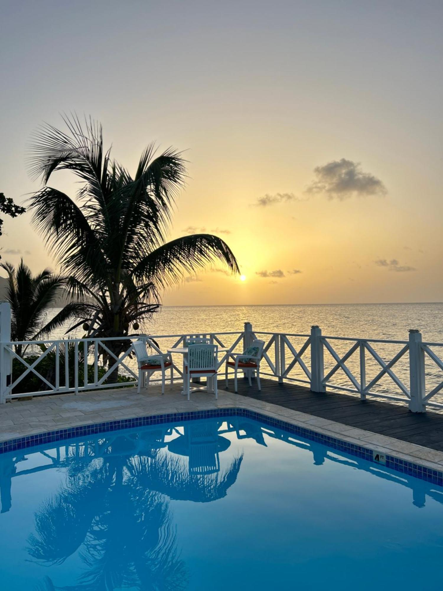 North Star Villa Oceanfront Family-Retreat With Pool Frederiksted Esterno foto