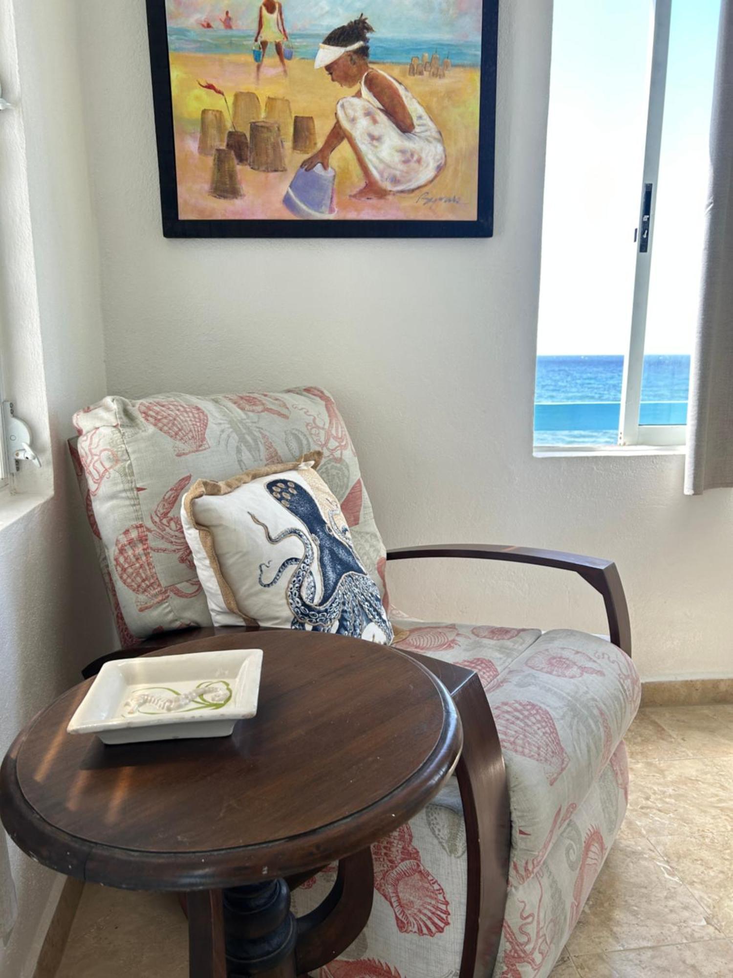 North Star Villa Oceanfront Family-Retreat With Pool Frederiksted Esterno foto