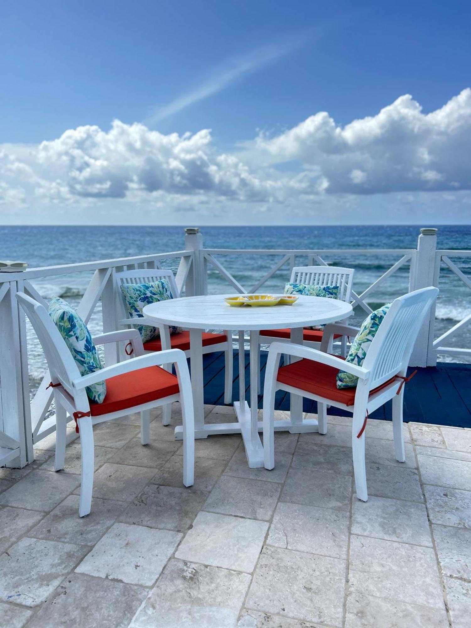 North Star Villa Oceanfront Family-Retreat With Pool Frederiksted Esterno foto