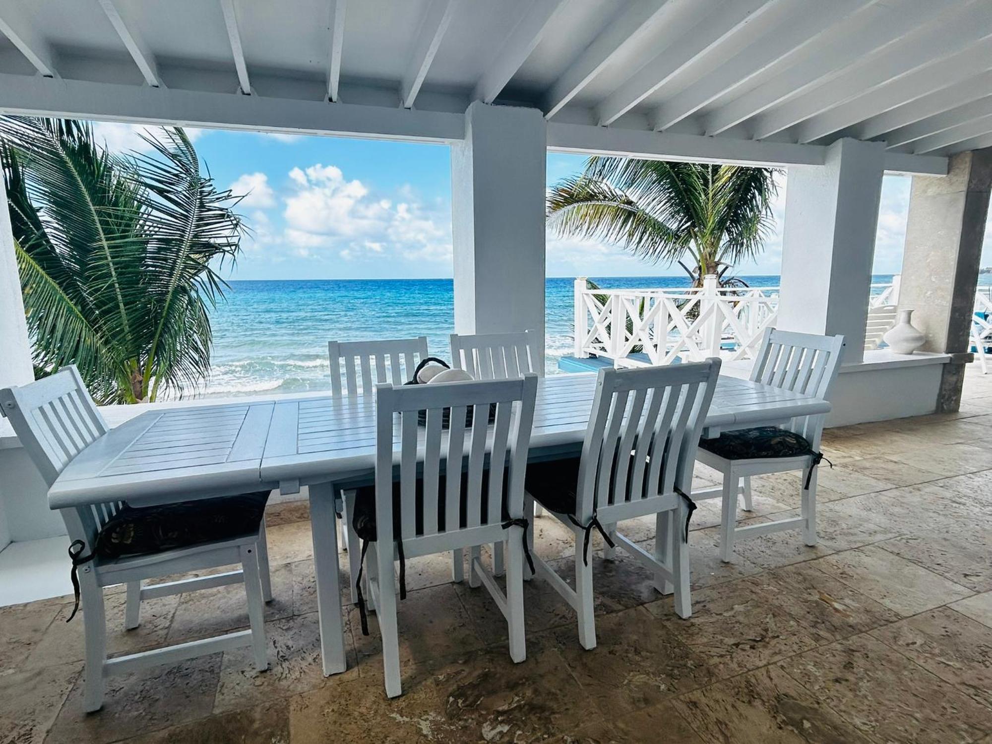 North Star Villa Oceanfront Family-Retreat With Pool Frederiksted Esterno foto